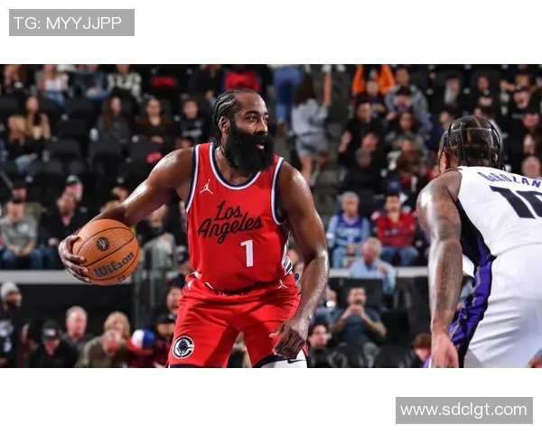 快船再胜尼克斯，继续保持不败，展现冠军气质